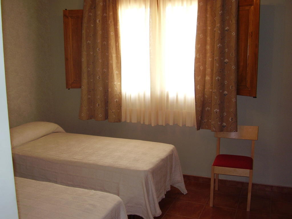 Casa De Los Diezmos Alborge Oda fotoğraf
